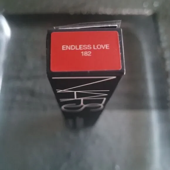 NARS Powermatte Lip Pencil - Endless Love 
💥 SUMMER CLEARANCE FINAL SALE 💥 - Picture 2 of 3